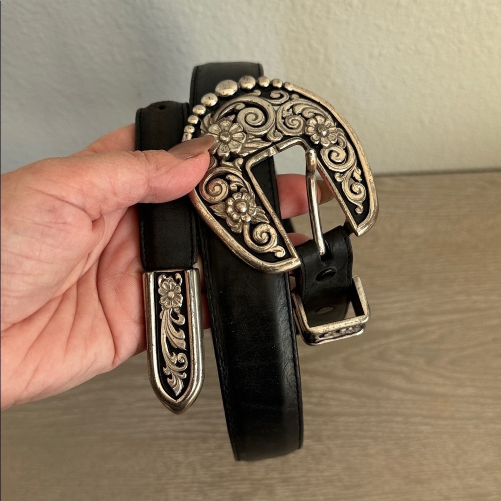 Justin Silver and Black Leather western Belt 34